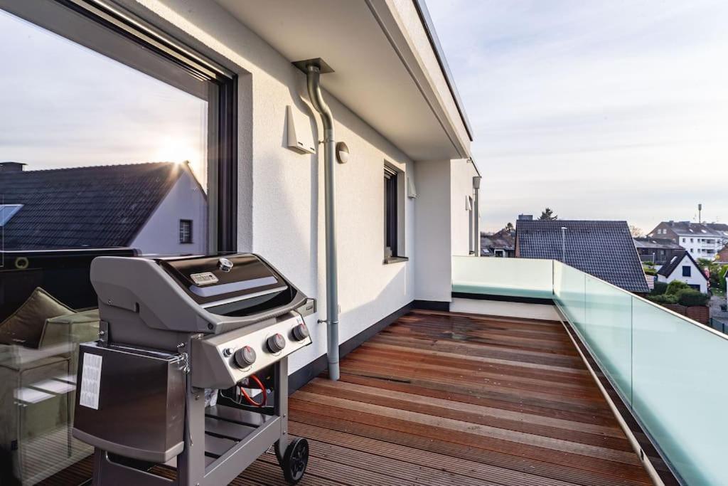 A&V Apartments Wunderschoene Penthouse Wohnung Moers Exterior foto